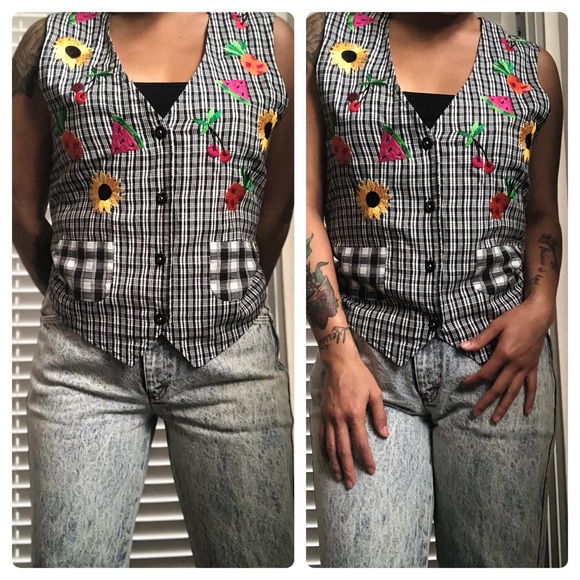 Vintage Fruit Vest - Picture 1 of 8